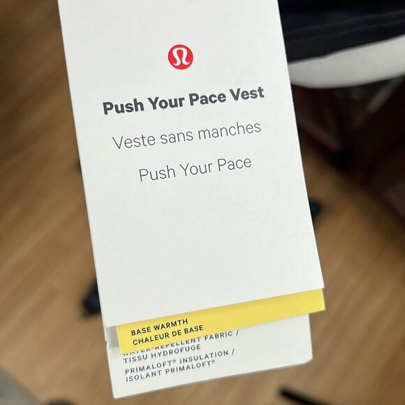 Lululemon Size 12 Push Your Pace Vest in Black - Picture 6 of 9